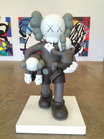 news-kaws-03