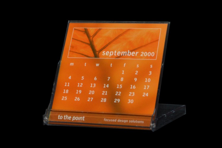 tothepoint_Calendar_02_2000